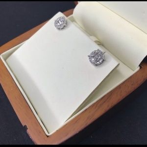 Authentic double halo diamond earrings 💕